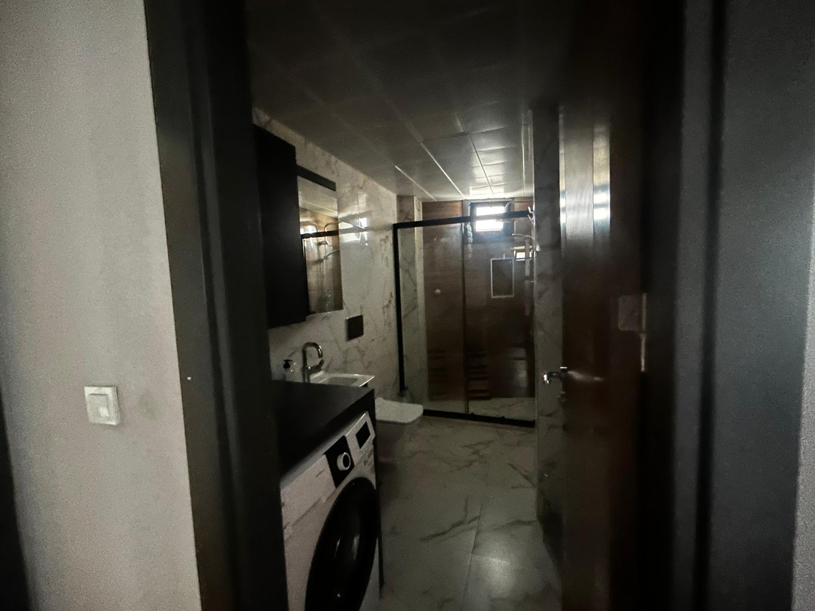 Bornova Ergene Mahallesi Yeni Binada Eşyalı 1+1 Kiralık Daire fotoğraf 6