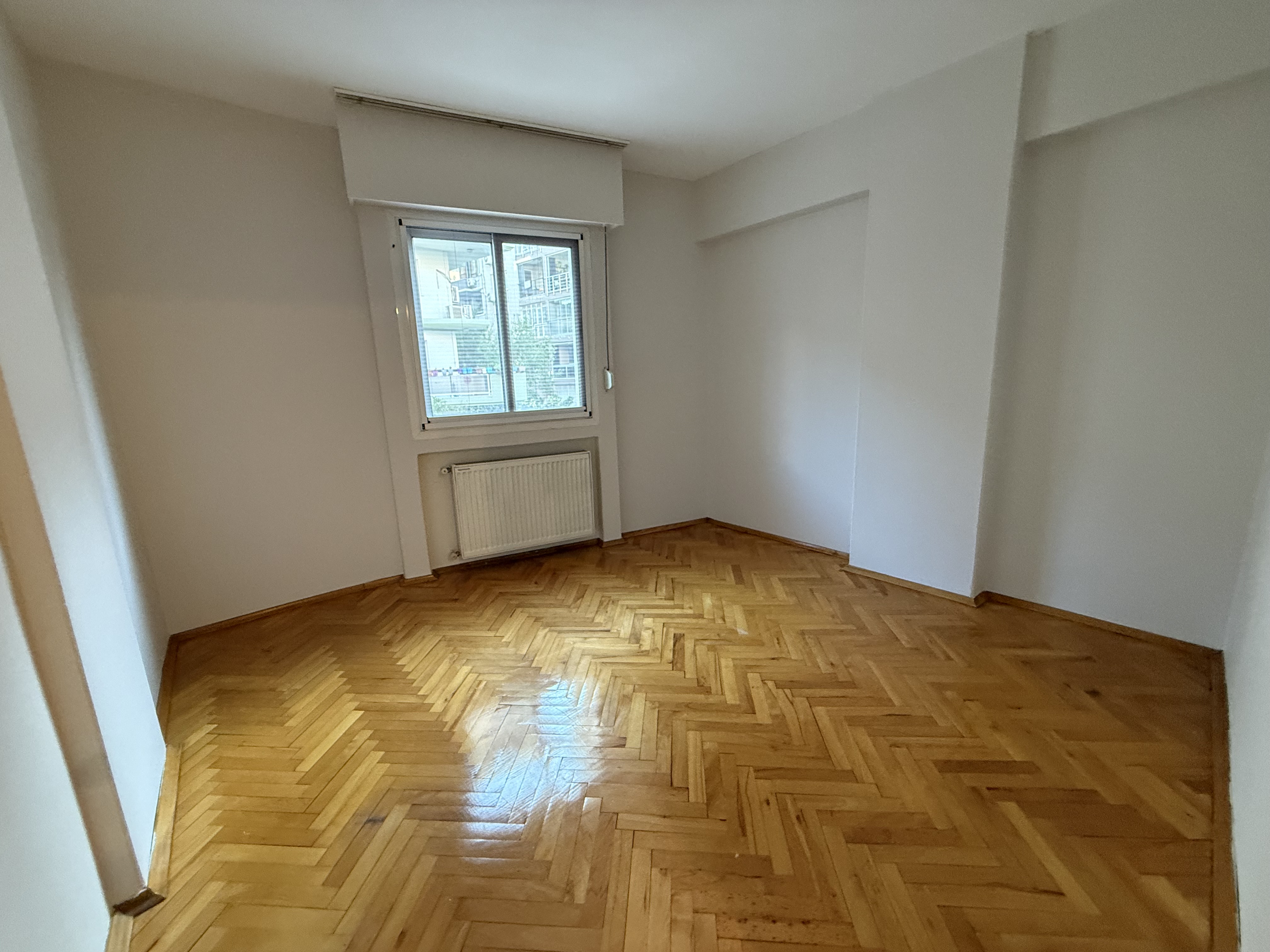Güzelyalı 40 sok.da Otoparklı Asansörlü Bakımlı Kiralık 3+1 fotoğraf 4