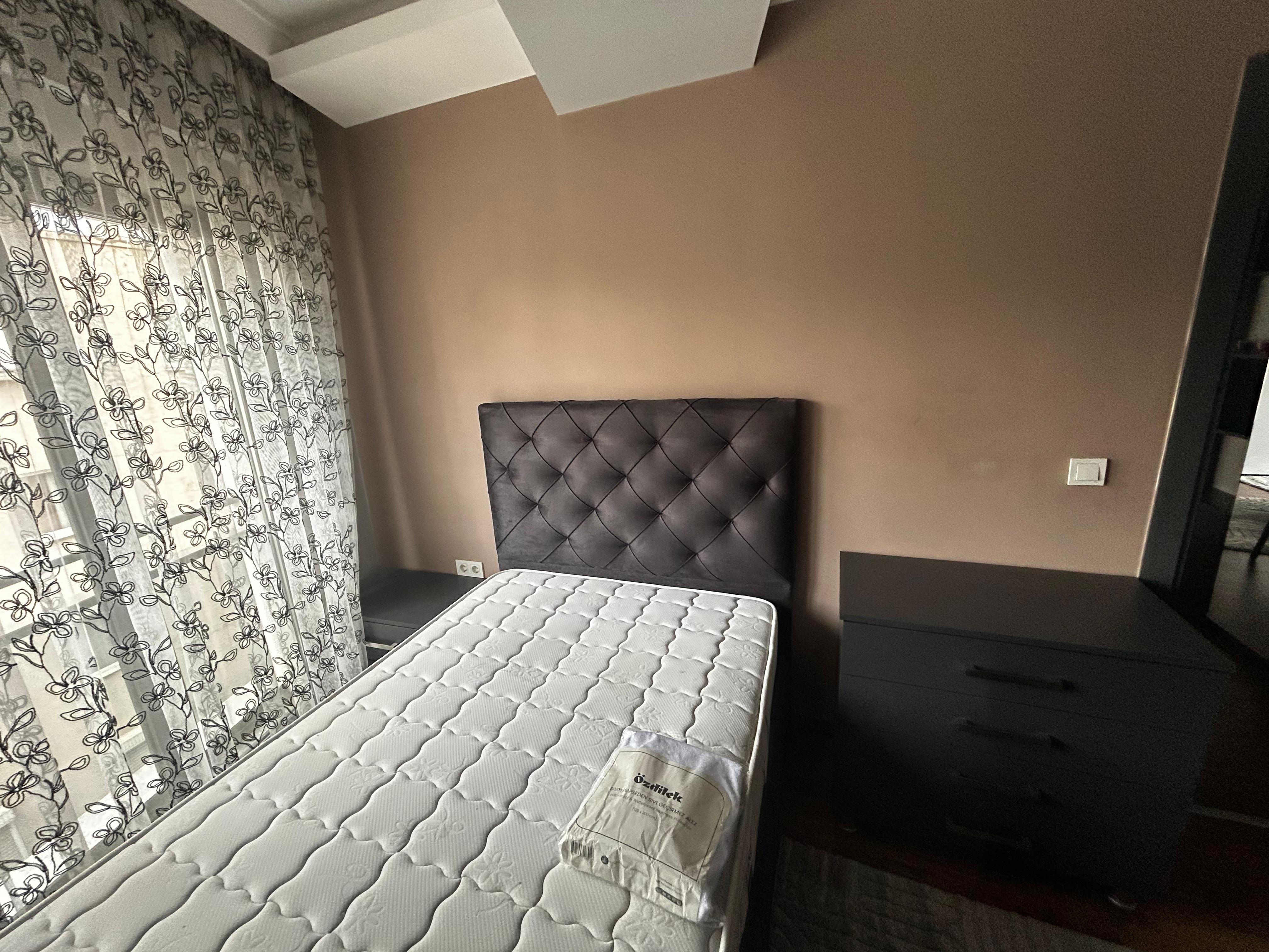 Bornova Ergene Mahallesi Yeni Binada Eşyalı 1+1 Kiralık Daire fotoğraf 8